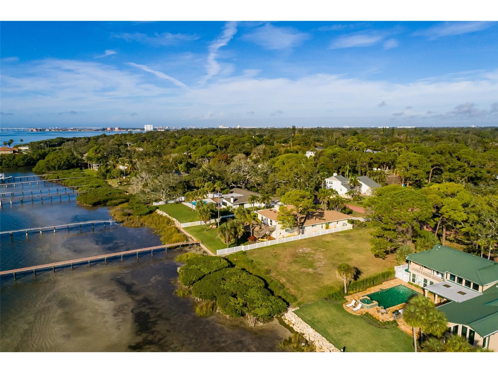 Friendly Way S Saint Petersburg FL 33705 TB8464198 image21