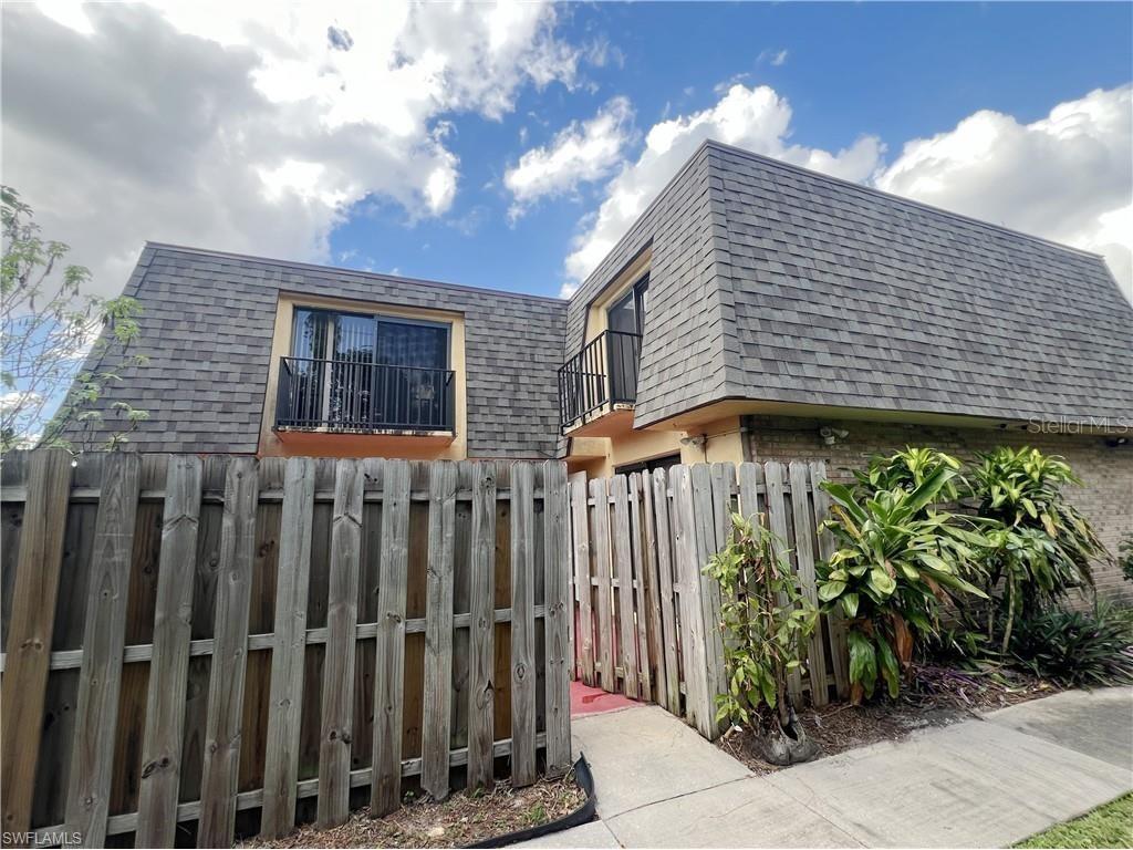  Fort Myers FL 33907 U8240664 image1