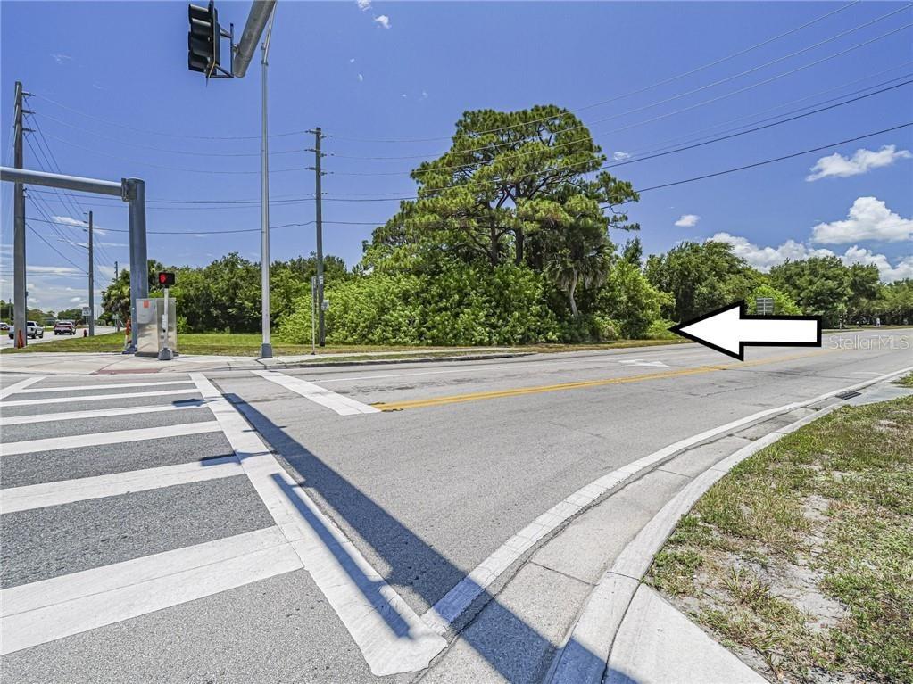  Fort Pierce FL 34946 TB8401235 image14