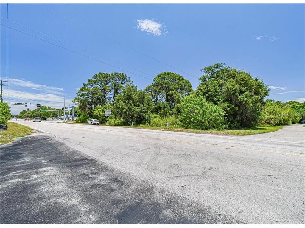  Fort Pierce FL 34946 TB8401235 image17