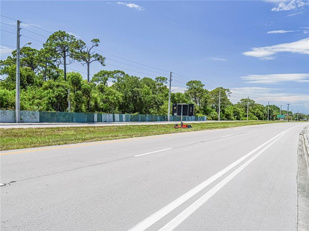  Fort Pierce FL 34946 TB8401235 image30