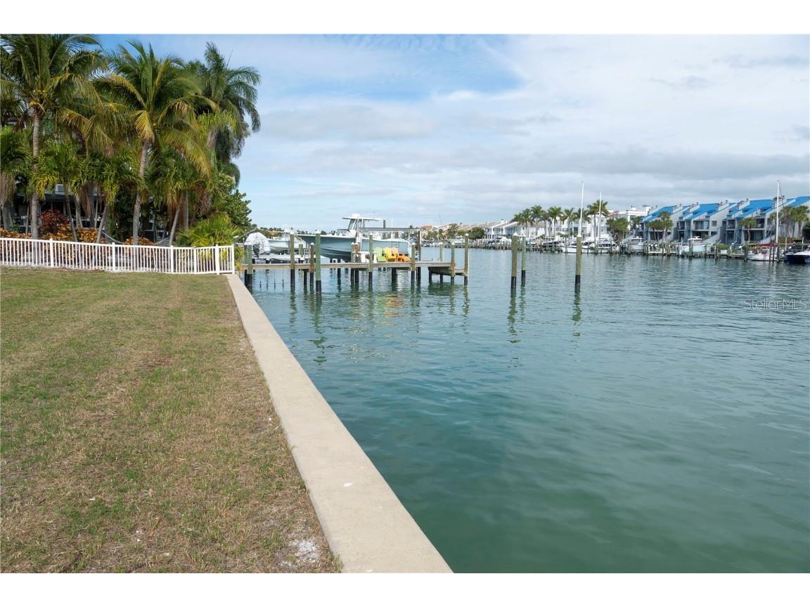 Galeon Drive Tierra Verde FL 33715 TB8357576 image10