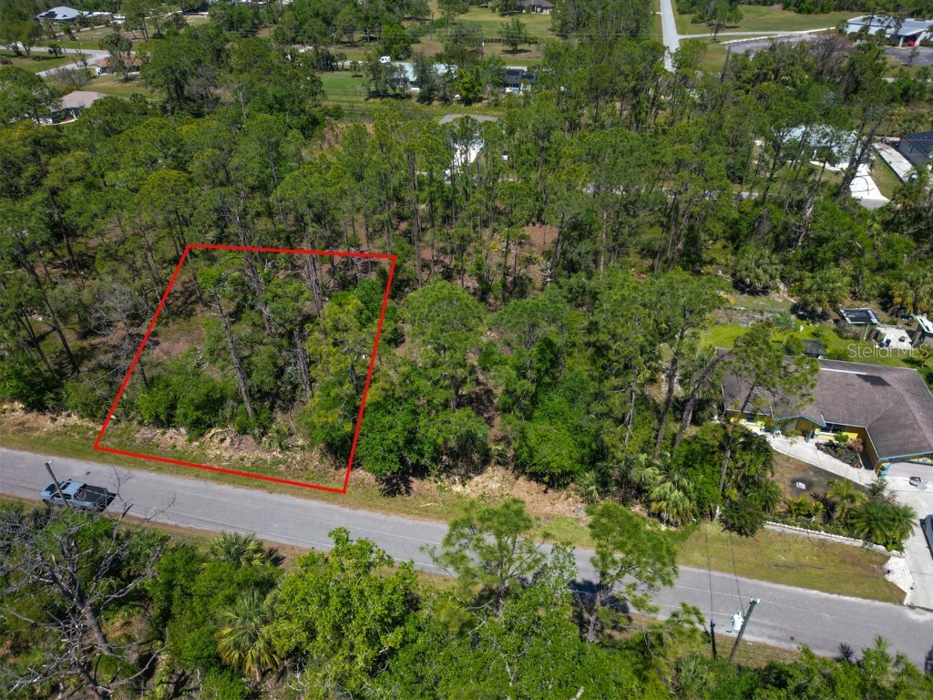 Garafola Avenue North Port FL 34291 A4645773 image1