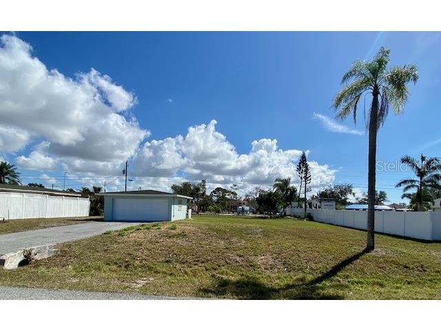 Graham Road Venice FL 34293 - LEMON BAY U8195588 image1