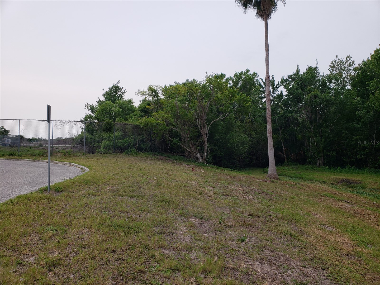 Grosse Avenue Tarpon Springs FL 34689 TB8492360 image11