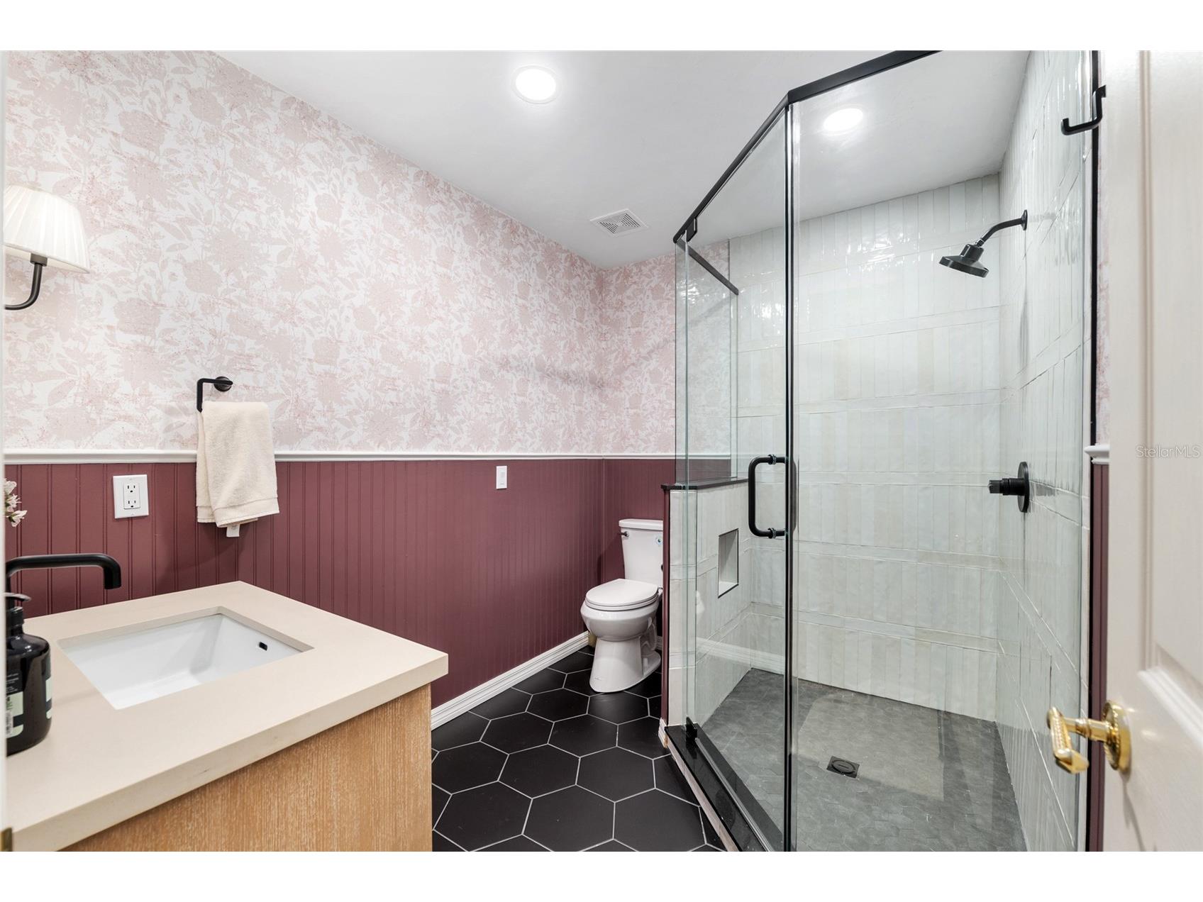 11121 NW 15th Place Gainesville FL 32606 GC537096 image40