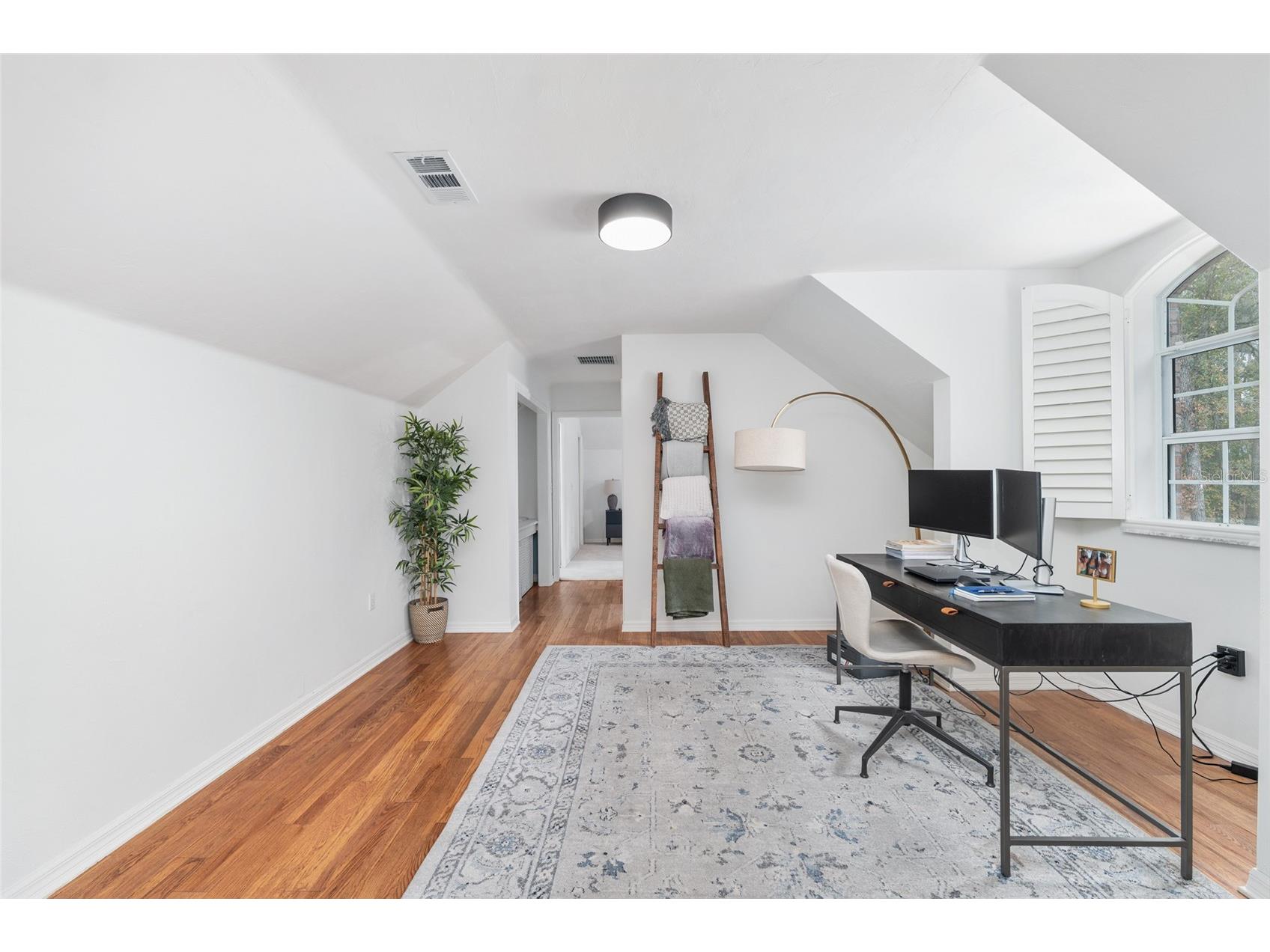 11121 NW 15th Place Gainesville FL 32606 GC537096 image44