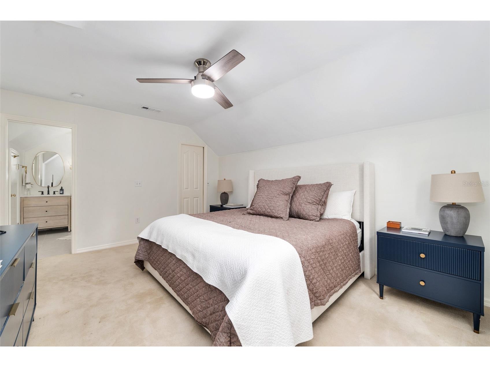 11121 NW 15th Place Gainesville FL 32606 GC537096 image51