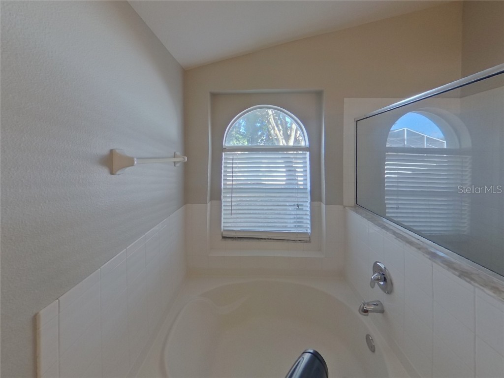  Gibsonton FL 33534 TB8458922 image12