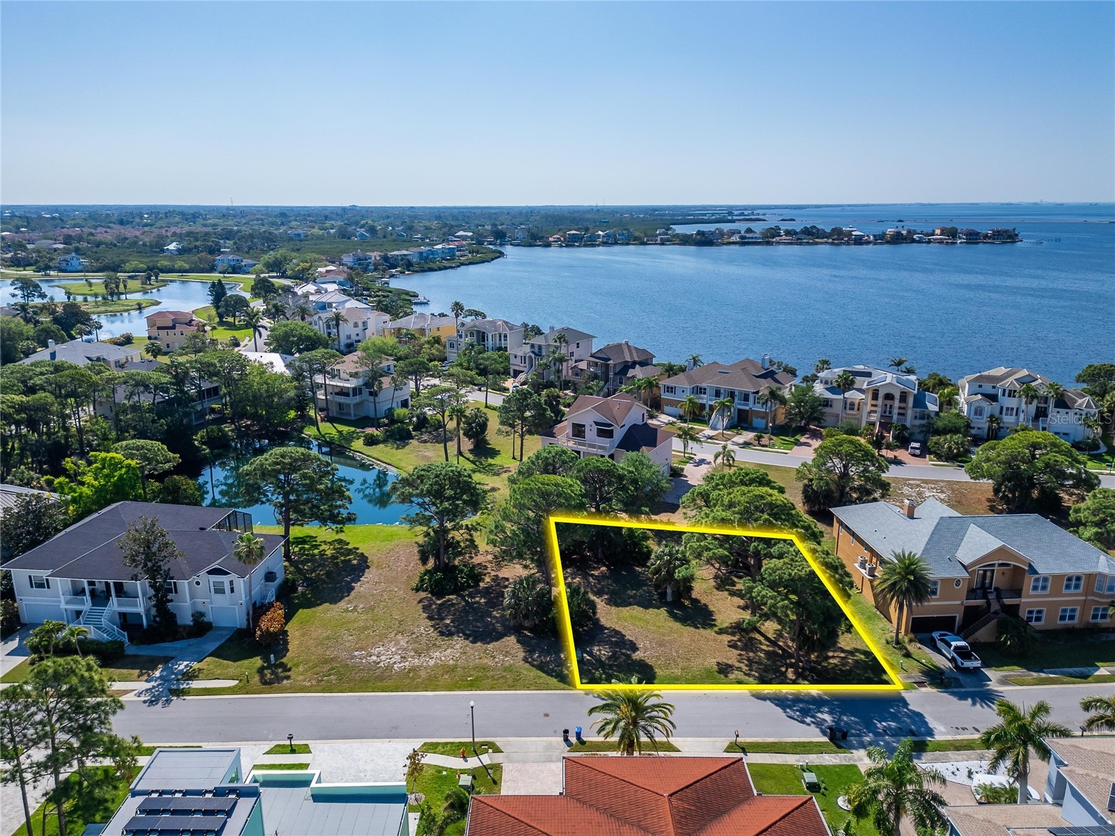 Harbour Watch Circle Tarpon Springs FL 34689 TB8492049 image3