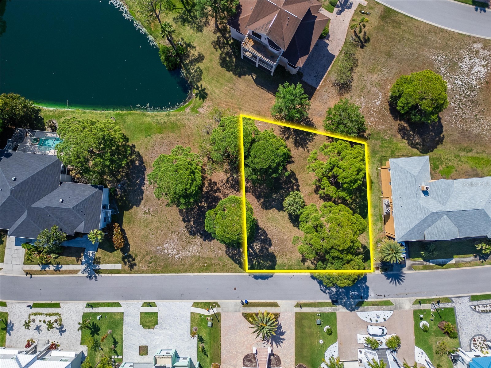Harbour Watch Circle Tarpon Springs FL 34689 TB8492049 image5