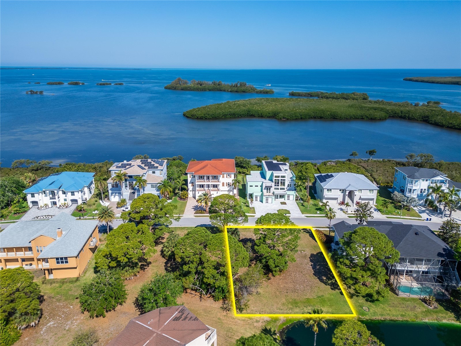 Harbour Watch Circle Tarpon Springs FL 34689 TB8492054 image2