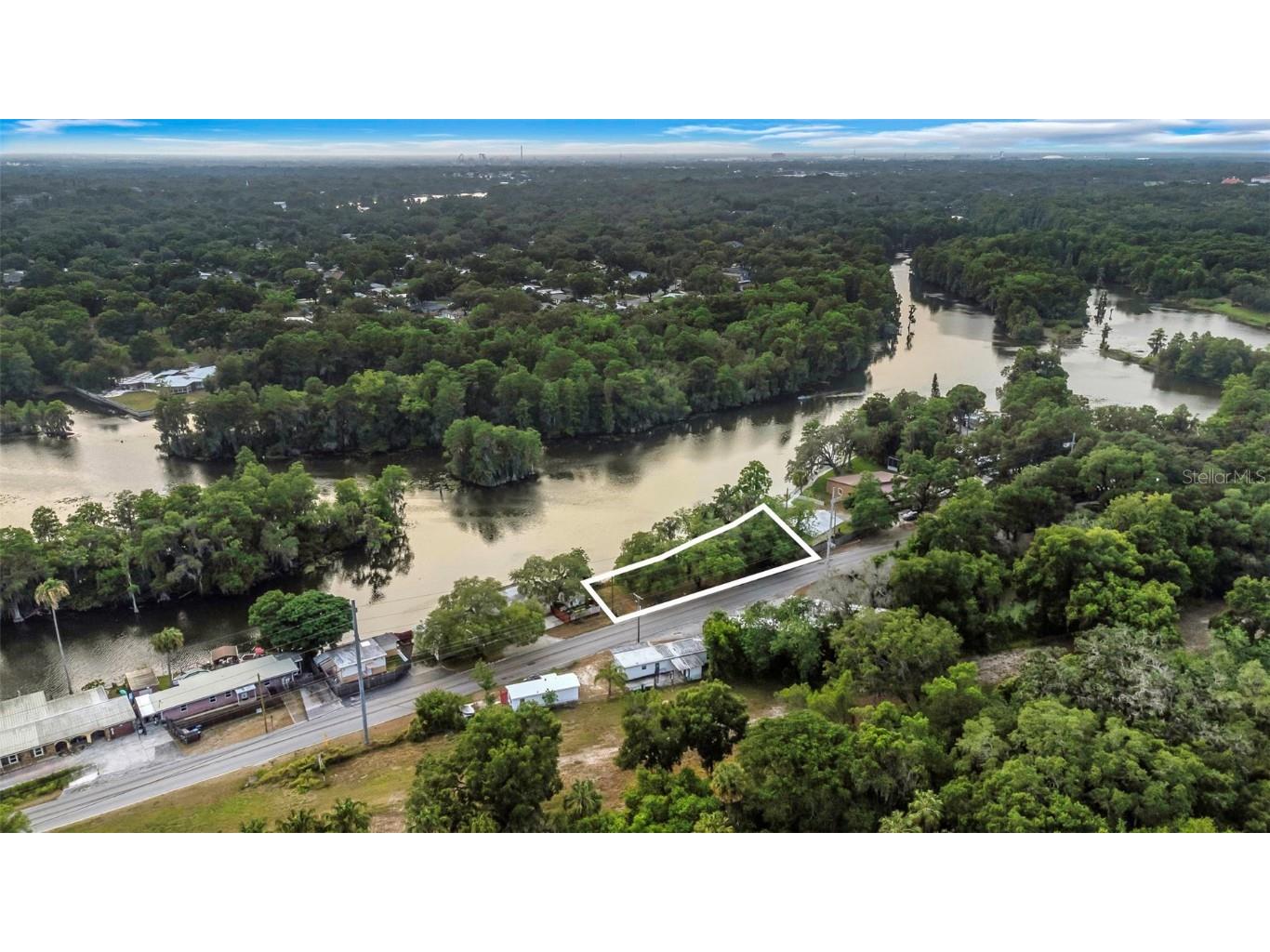 Harney Tampa FL 33617 T3542590 image10