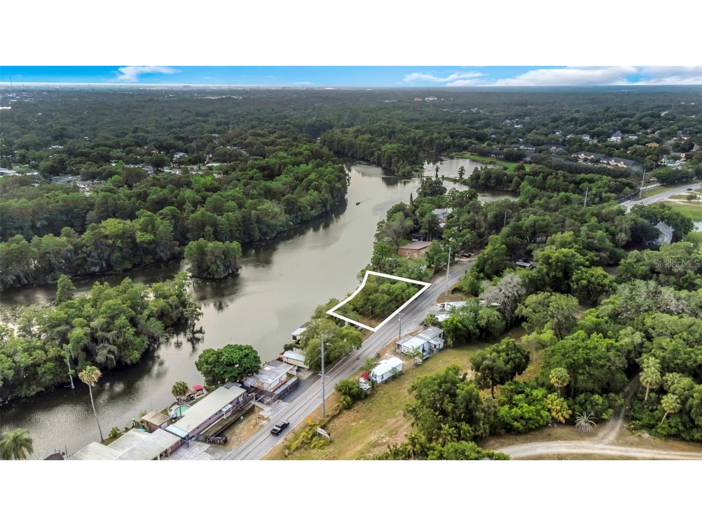 Harney Tampa FL 33617 T3542590 image9