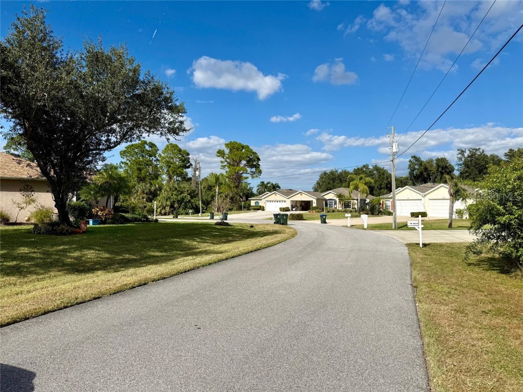 Hedgewood Circle North Port FL 34288 A4671292 image4