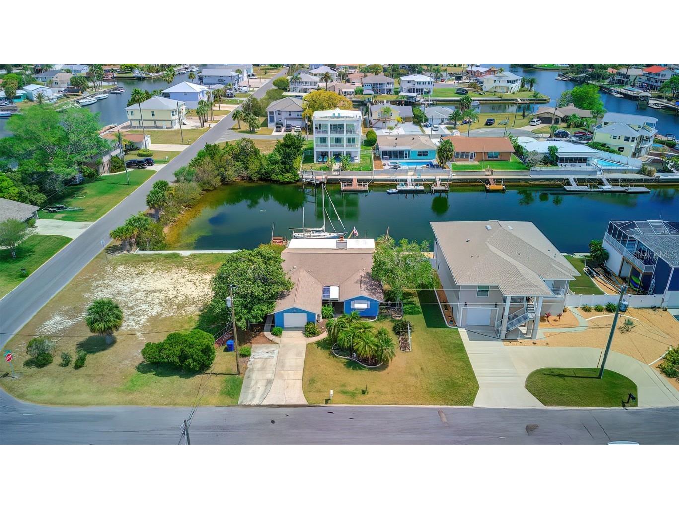  Hernando Beach FL 34607 W7853607 image1