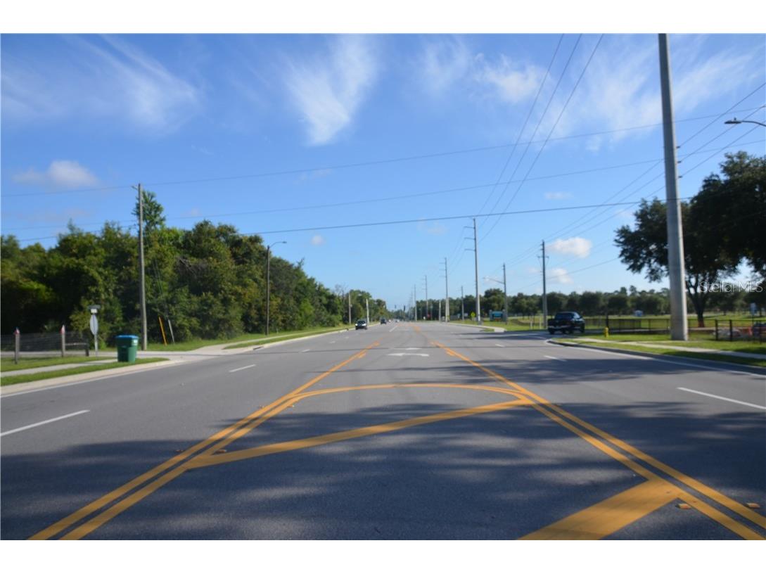 Howland Blvd Deltona FL 32738 V4908648 image5
