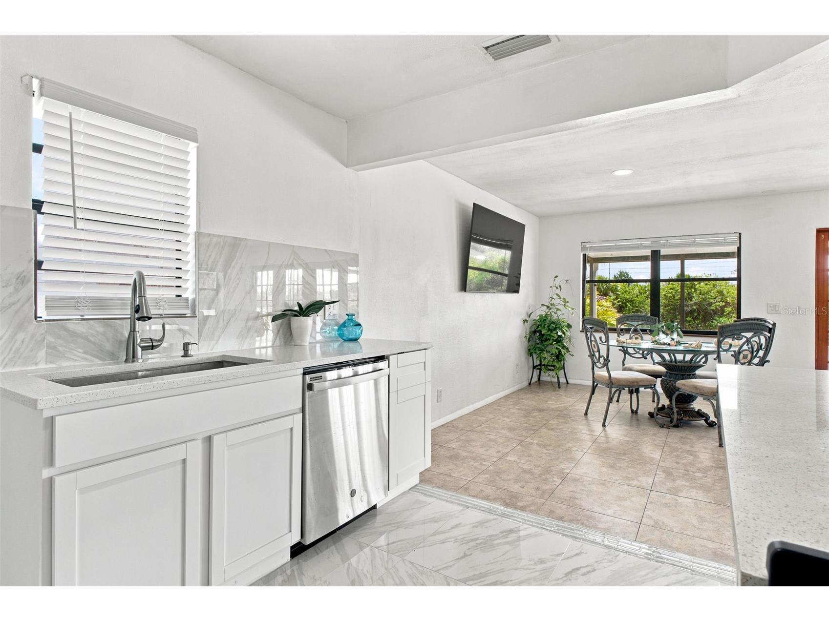 3250 Rose Arbor Drive Hernando Beach FL 34607 - GULF TB8525854 image14