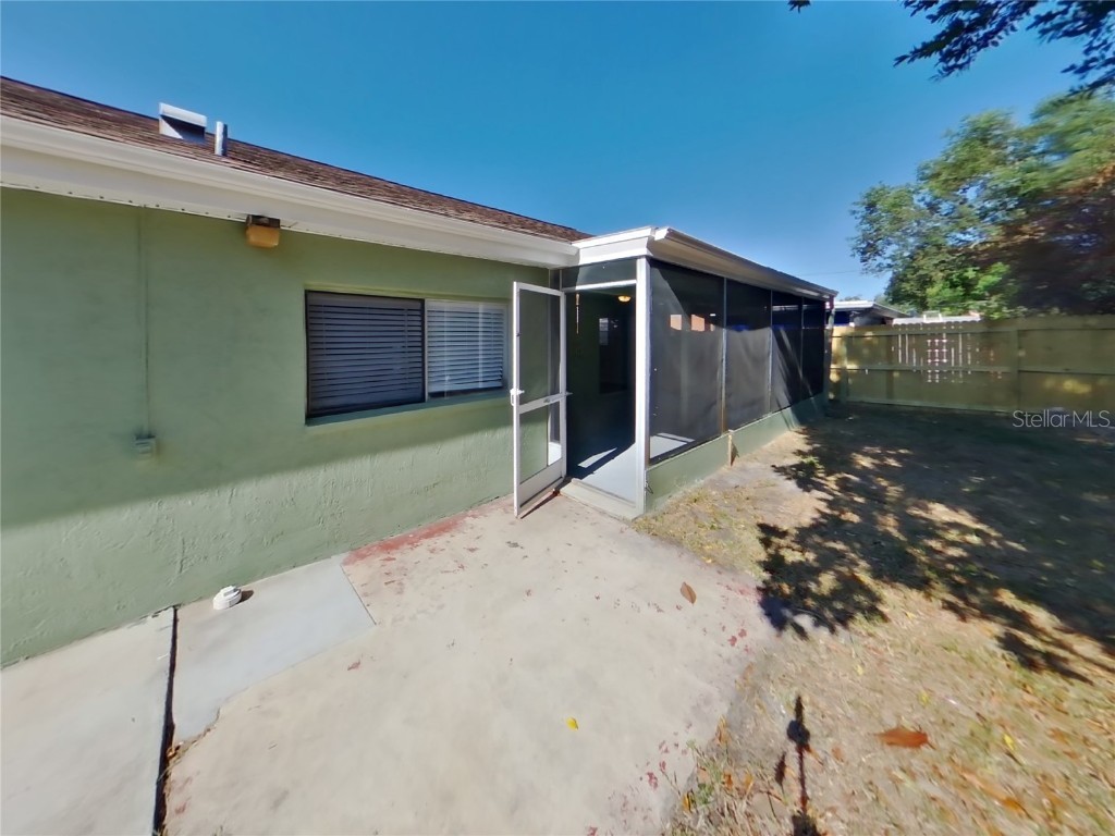  Holiday FL 34691 TB8451737 image17