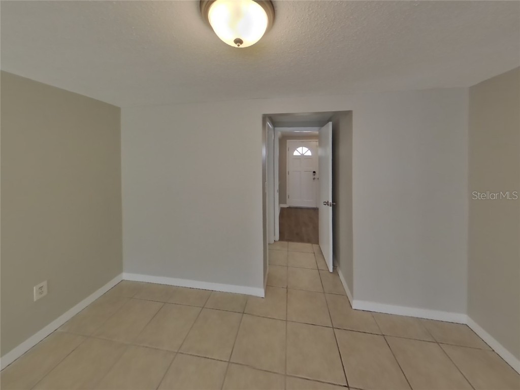  Holiday FL 34691 TB8451737 image6