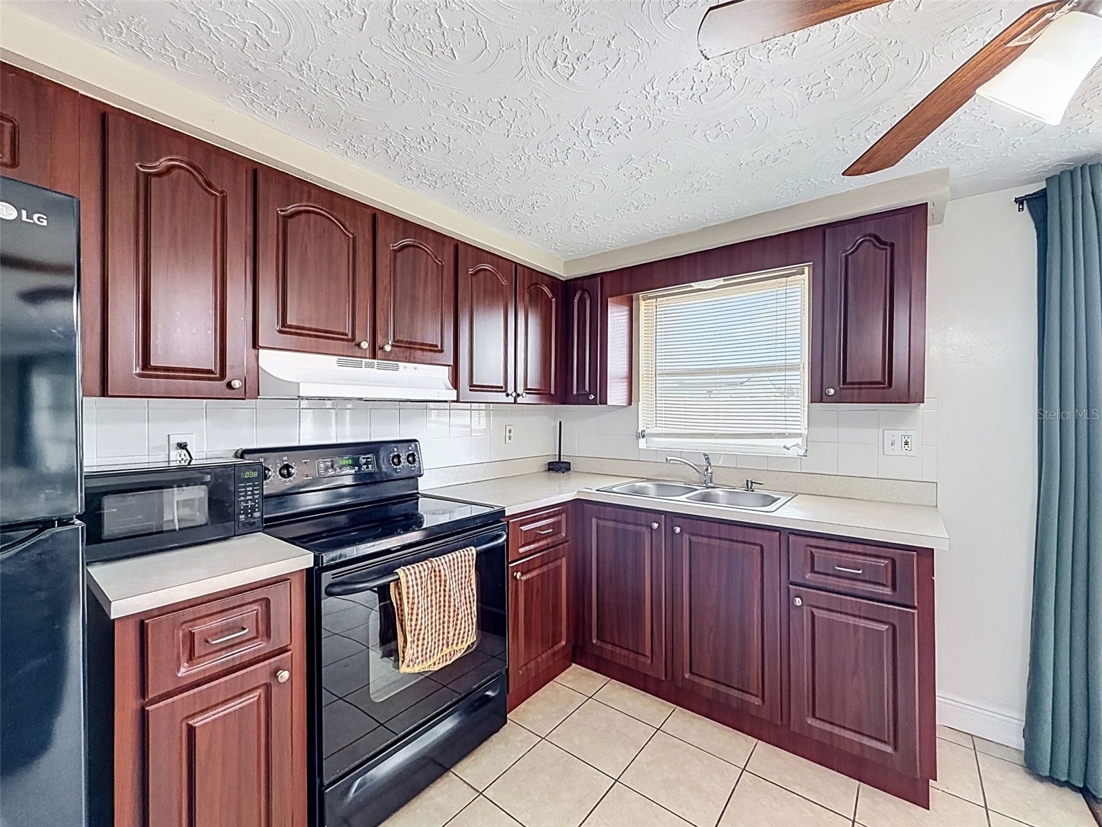  Holiday FL 34691 TB8524572 image6