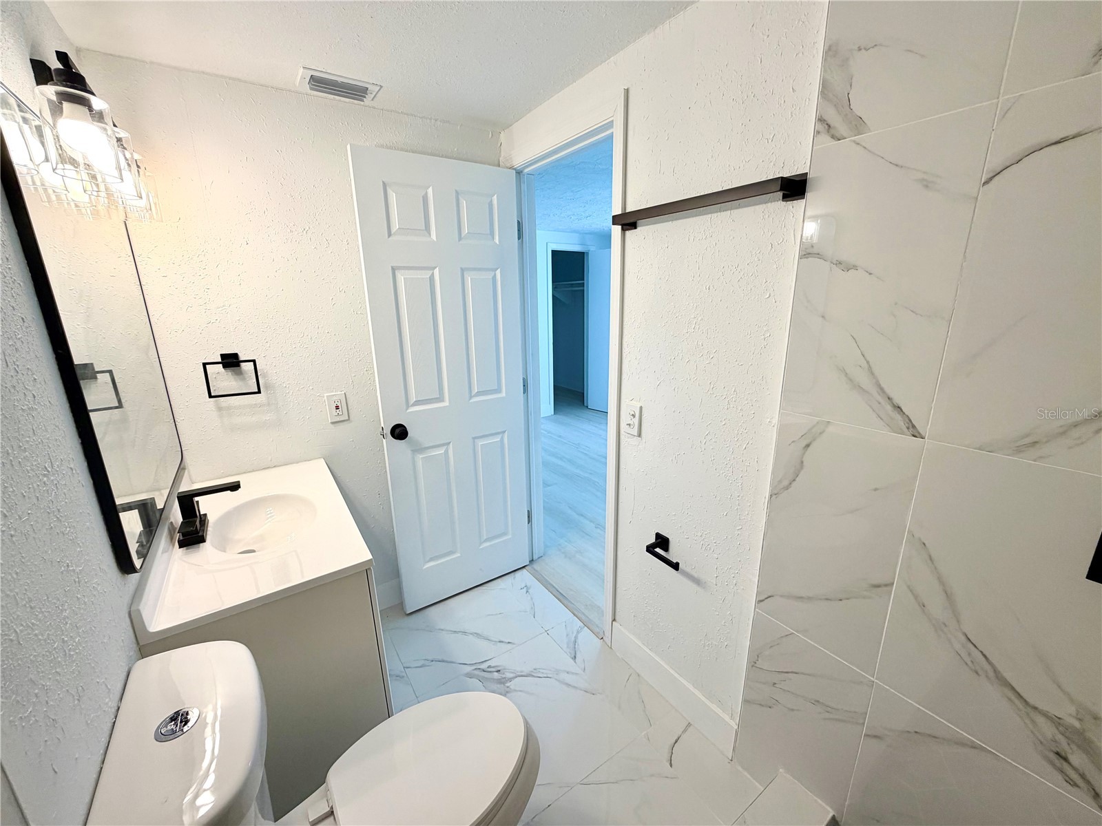  Holiday FL 34691 TB8526522 image15