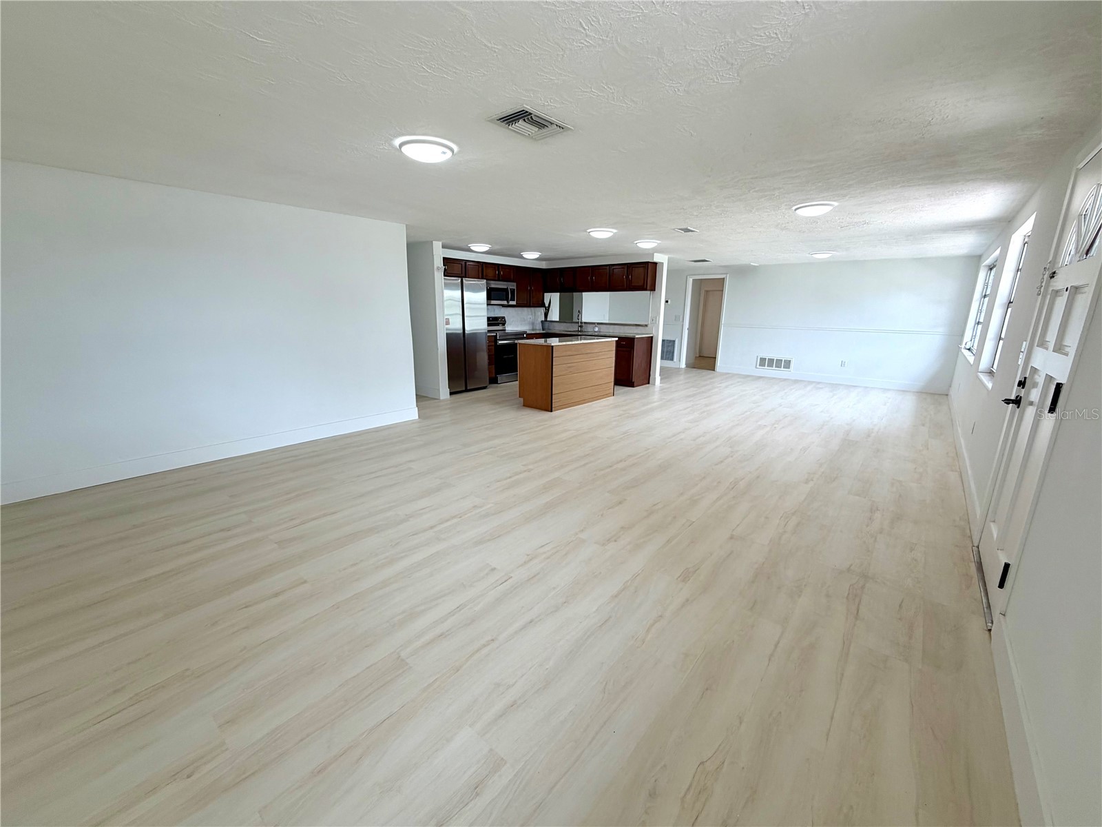  Holiday FL 34691 TB8526522 image6