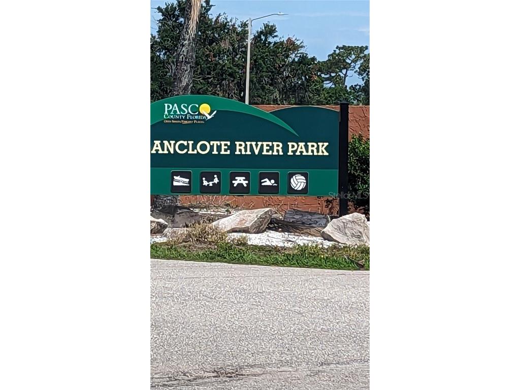  Holiday FL 34691 U8188988 image28