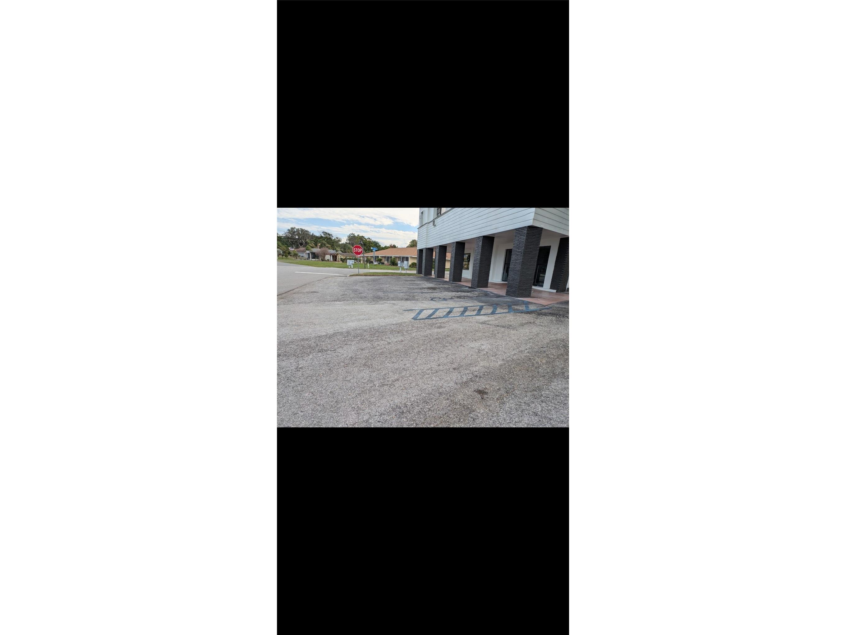  Howey In The Hills FL 34737 - LAKE HARRIS O6409289 image3