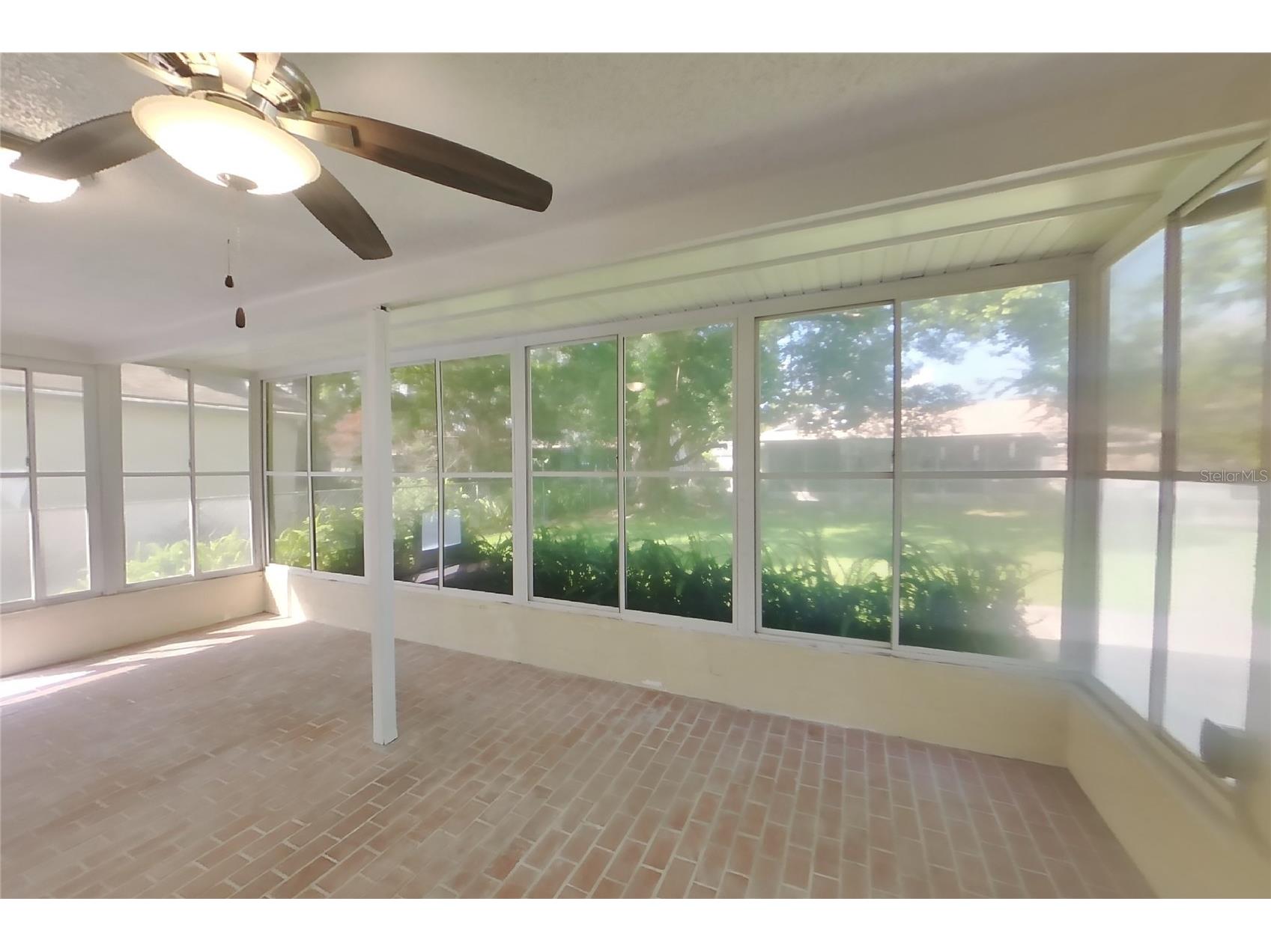  Hudson FL 34667 O6420133 image17