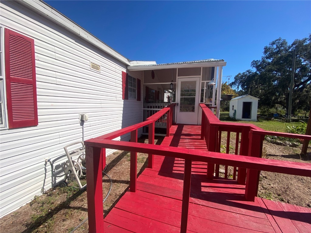  Hudson FL 34667 W7880572 image12