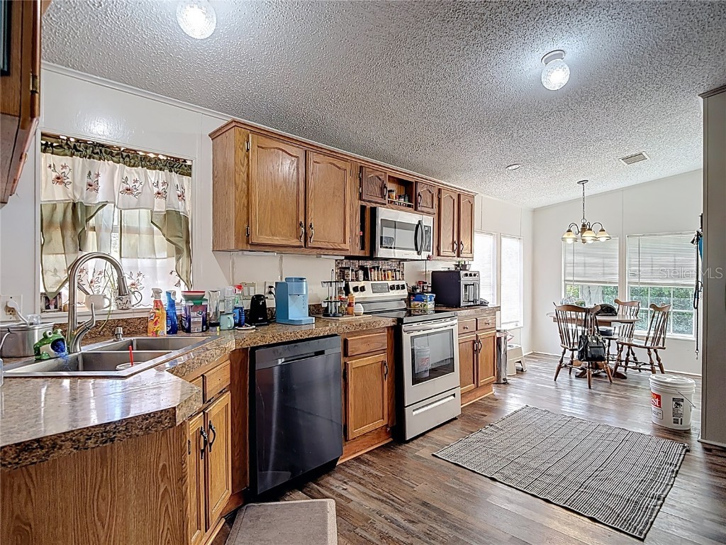  Hudson FL 34667 W7880572 image4