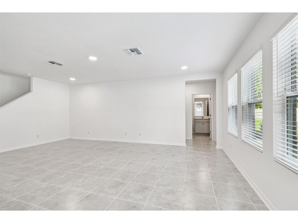  Hudson FL 34669 TB8396505 image19