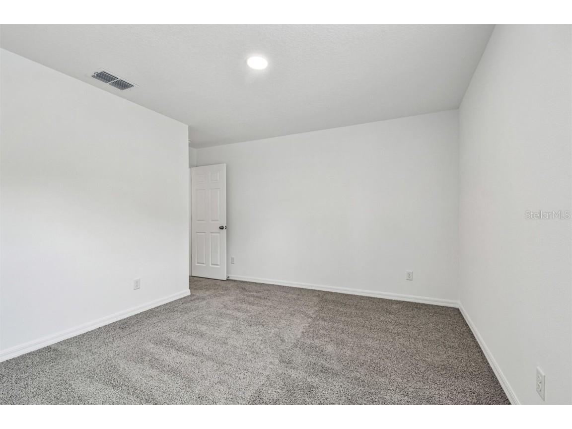  Hudson FL 34669 TB8396505 image32