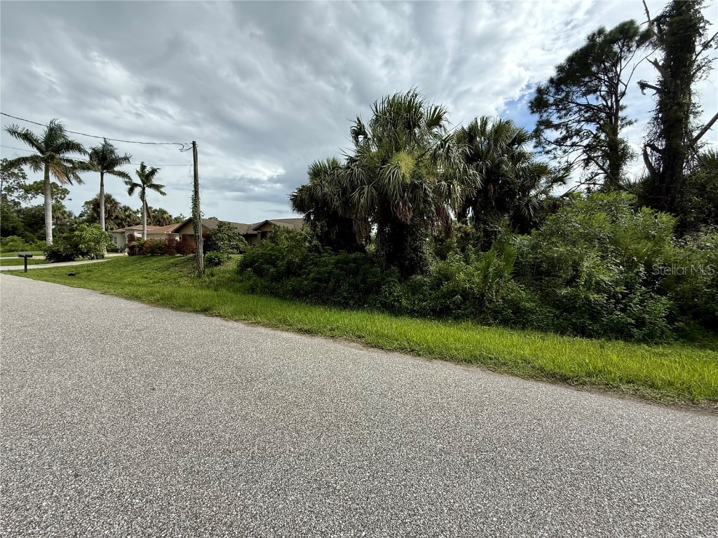 Industry Ave North Port FL 34288 C7513408 image4