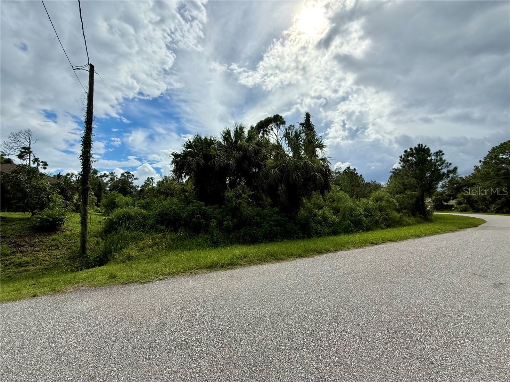 Industry Ave North Port FL 34288 C7513408 image5