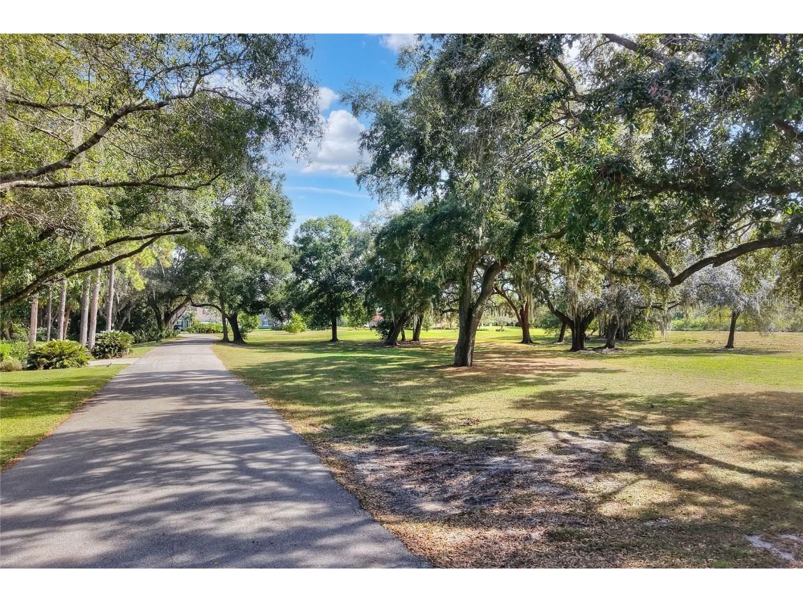 Island Way Winter Haven FL 33884 L4957543 image2