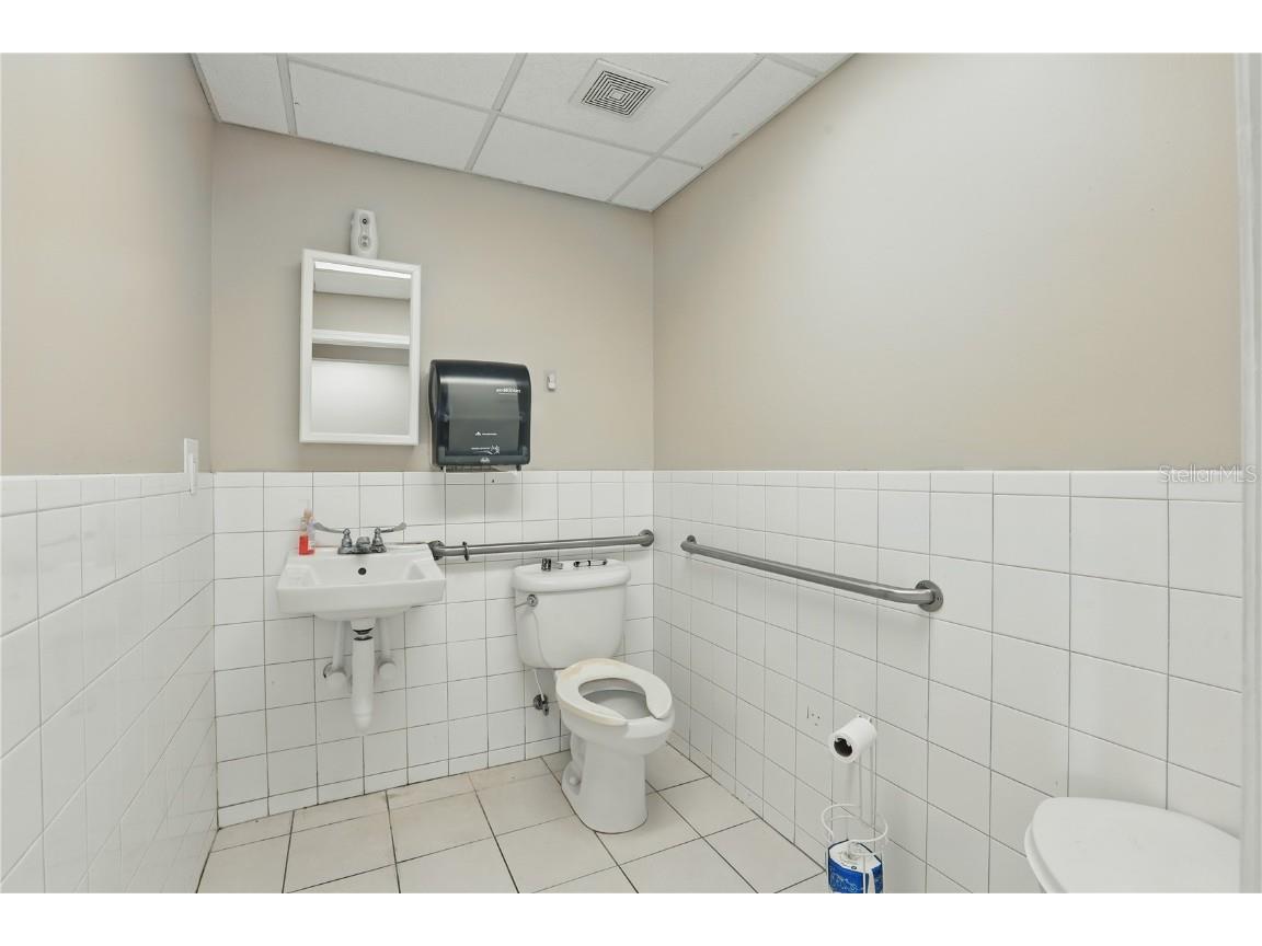  Jacksonville FL 32216 O6307495 image64