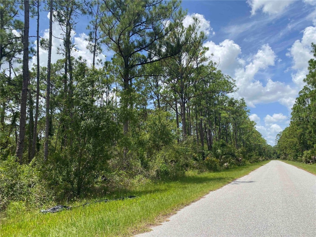 Kamsler Ave North Port FL 34286 A4563530 image2