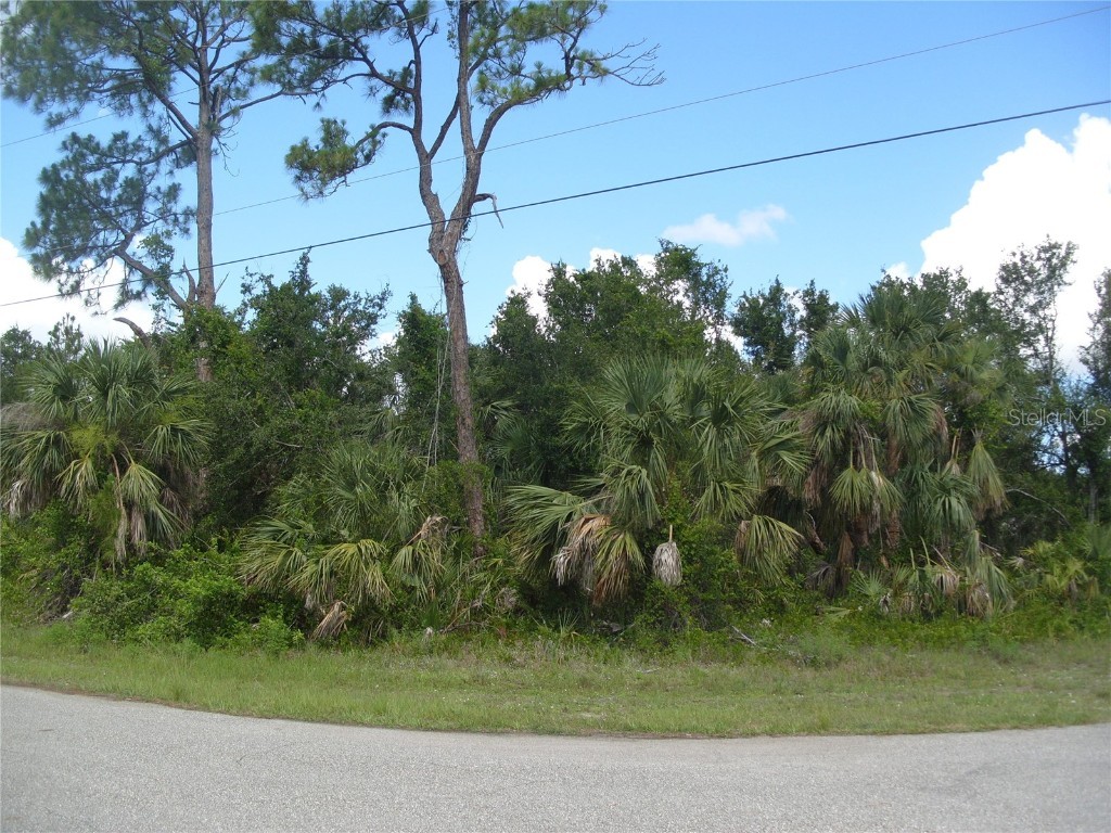 Kenoska Street North Port FL 34288 C7476713 image1