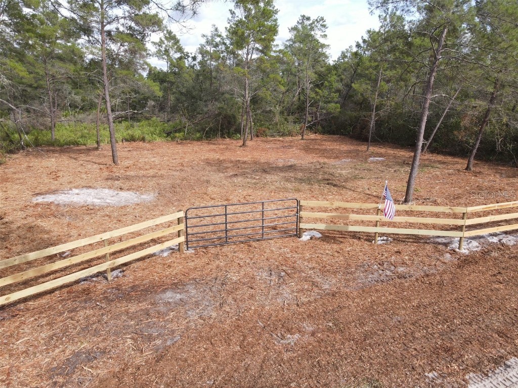 Kentucky Street Paisley FL 32767 G5102831 image4