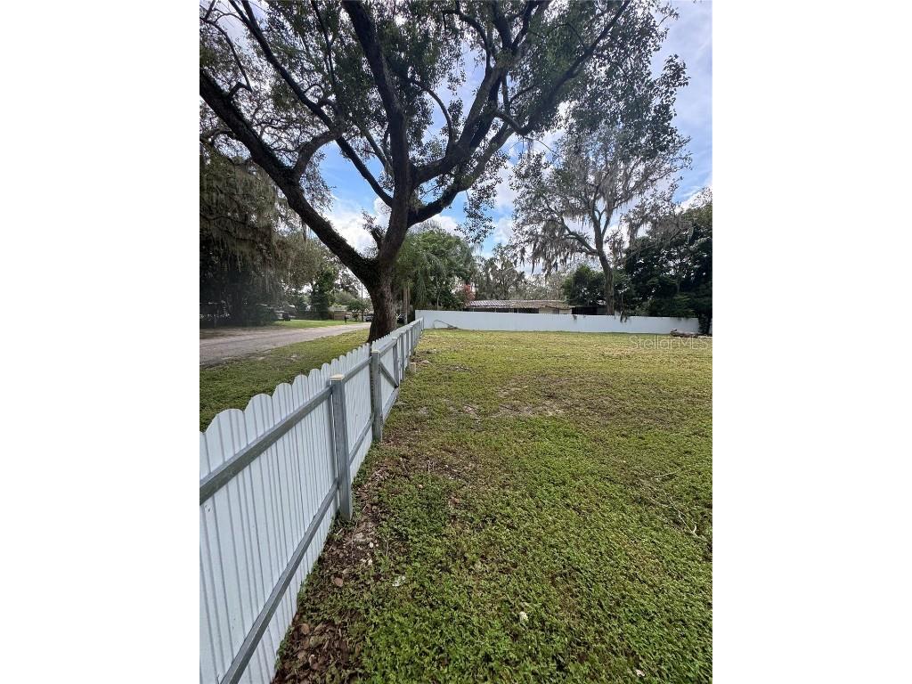 Keuka Avenue Leesburg FL 34748 G5102588 image2