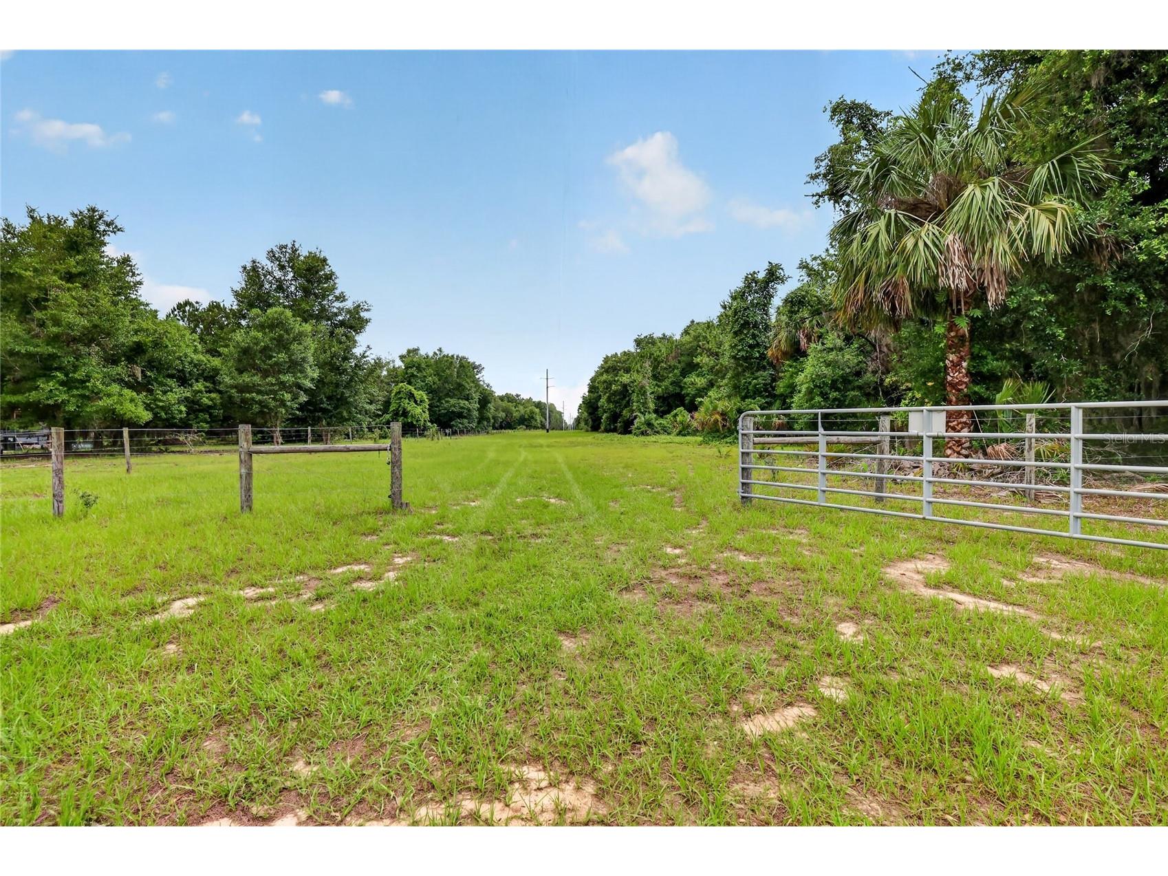 Kilker Road Paisley FL 32767 G5113158 image15