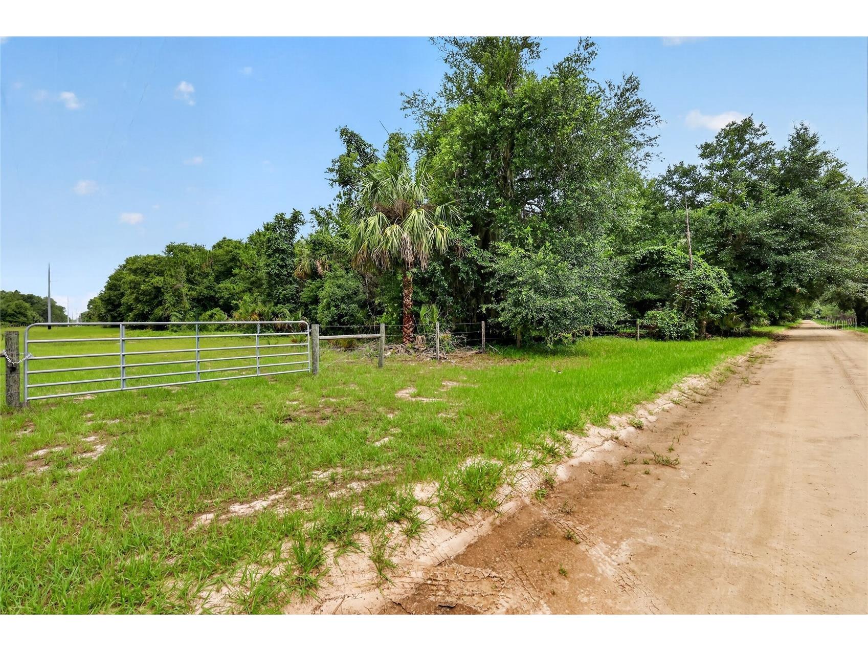 Kilker Road Paisley FL 32767 G5113158 image3