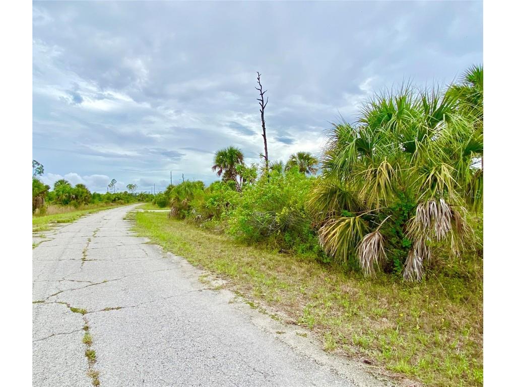 Kimberly Drive North Port FL 34288 T3534480 image3
