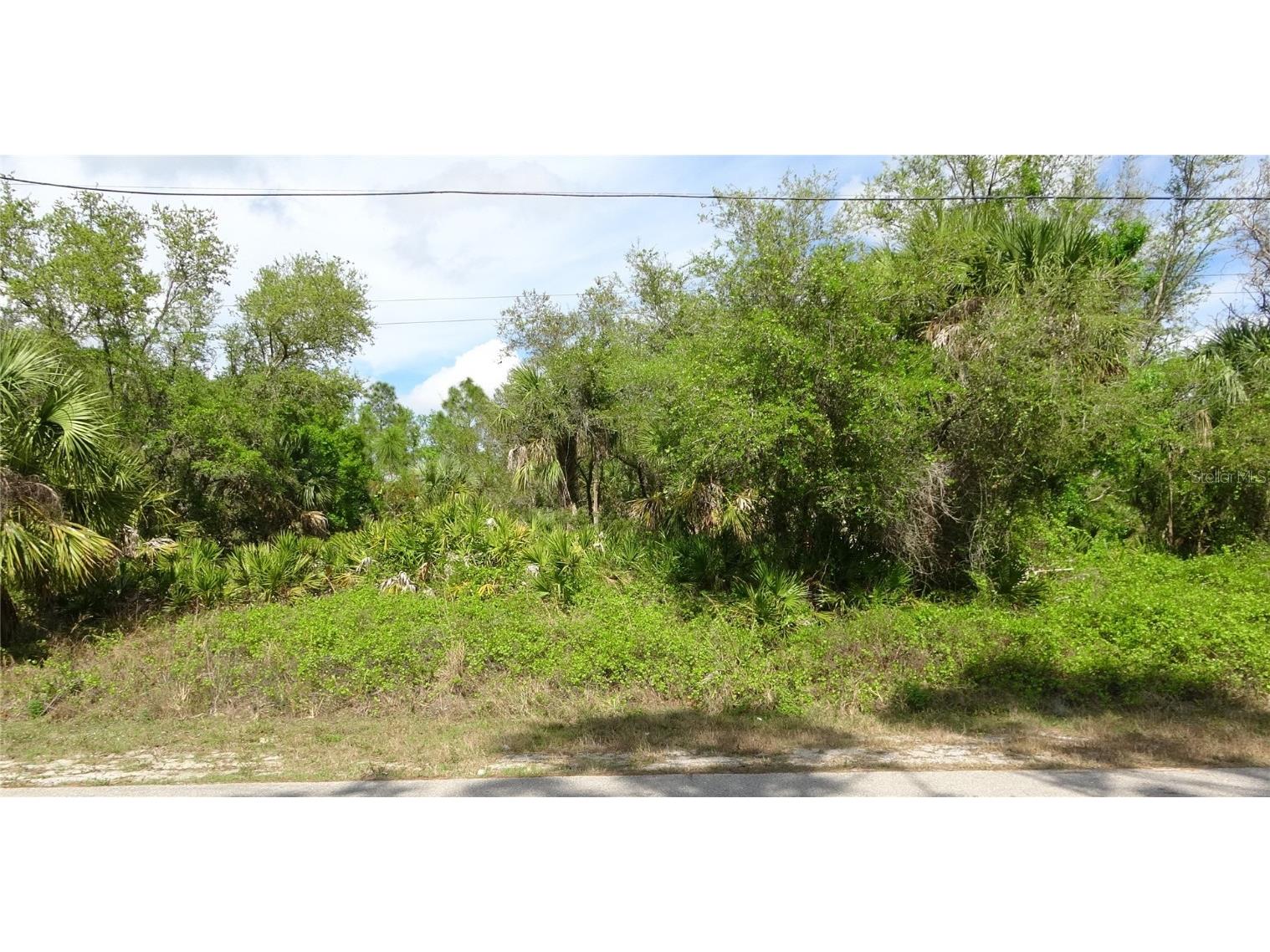 Kingsman Avenue North Port FL 34288 A4602425 image1