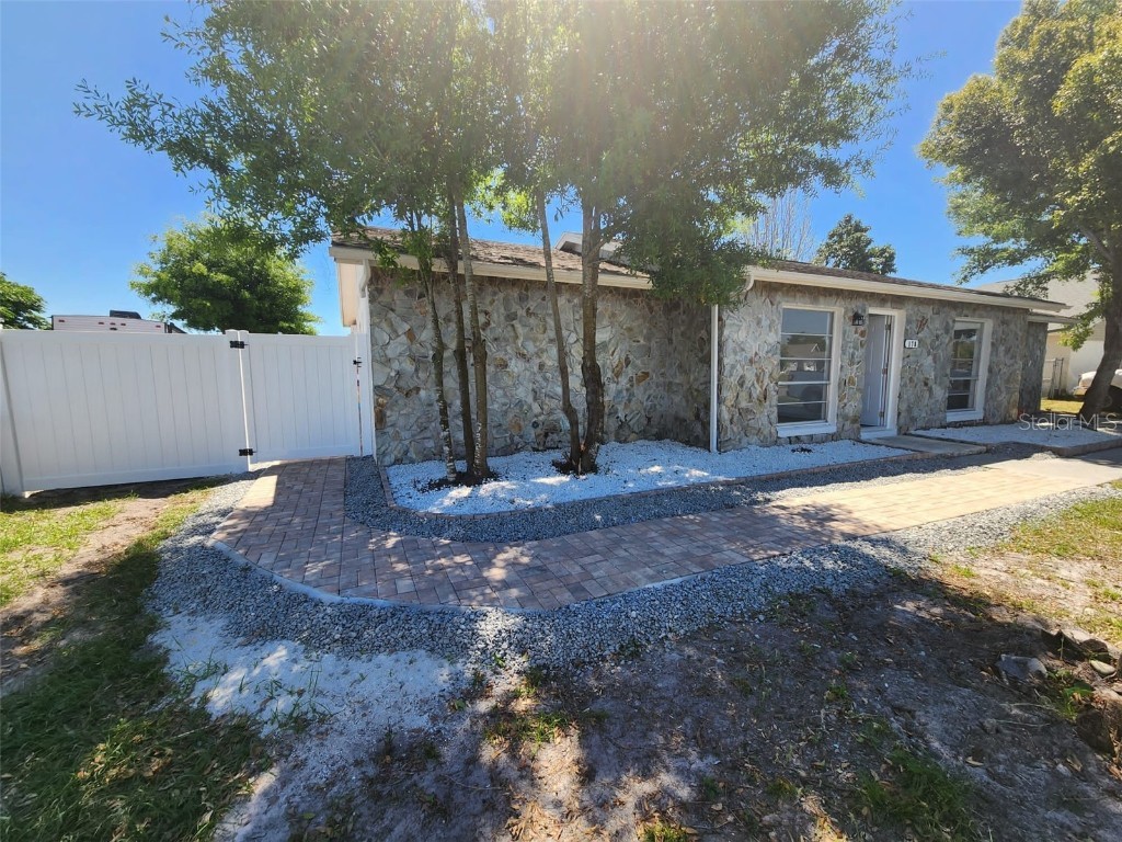 178 E Cedarwood Circle #(A) Kissimmee FL 34743 O6192533 image1