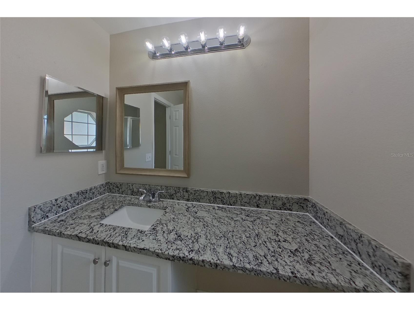  Kissimmee FL 34758 O6426783 image9