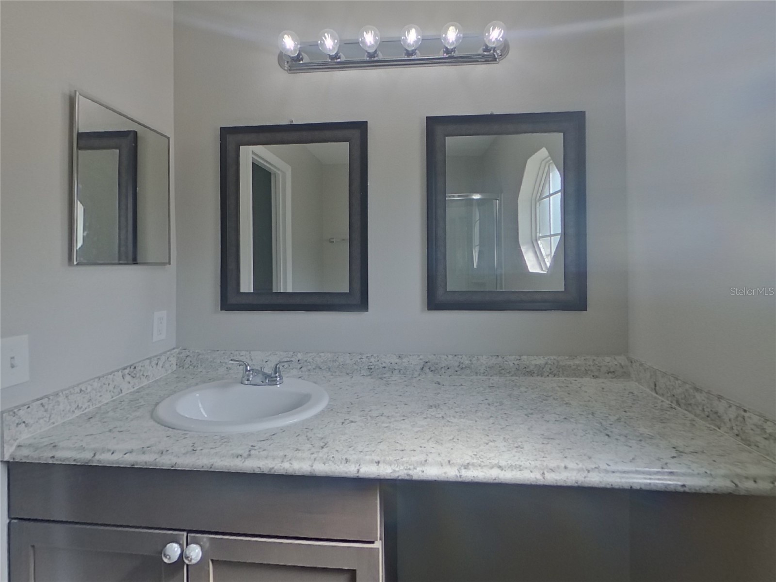  Kissimmee FL 34758 TB8502874 image7