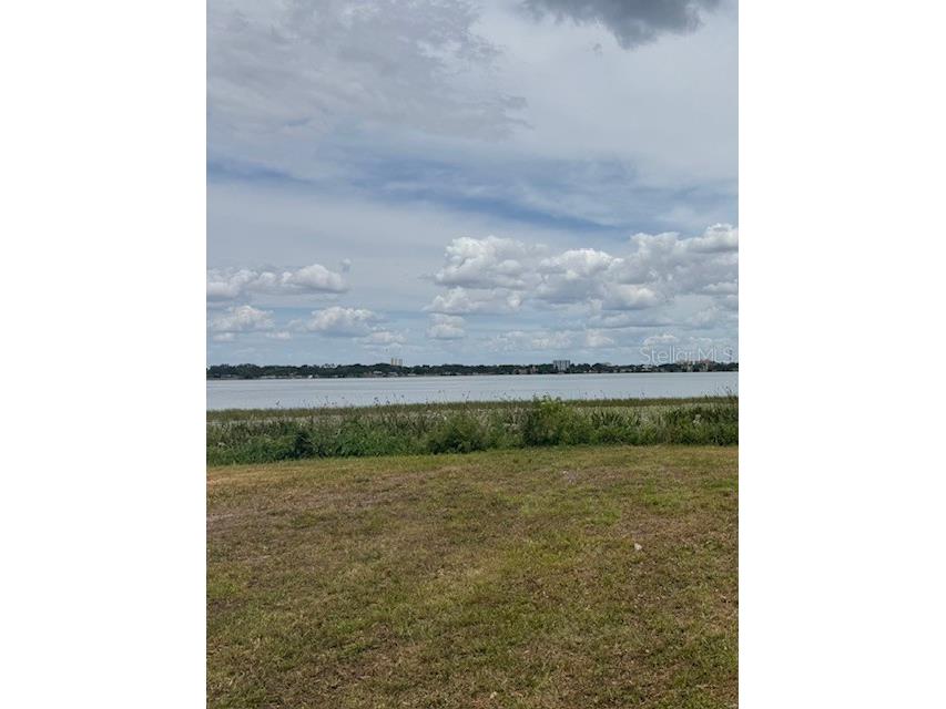 Lake Howard Drive NW Winter Haven FL 33880 - LAKE HOWARD L4956494 image3